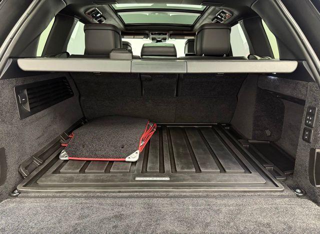 used 2022 Land Rover Range Rover car, priced at $89,974