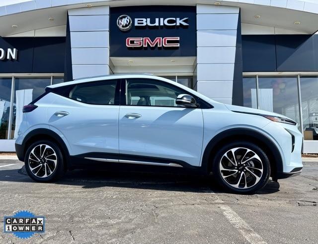 used 2022 Chevrolet Bolt EUV car, priced at $23,974