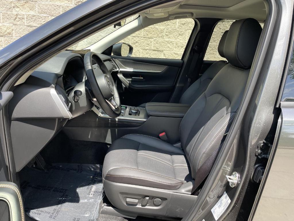 new 2025 Mazda CX-90 car, priced at $39,095