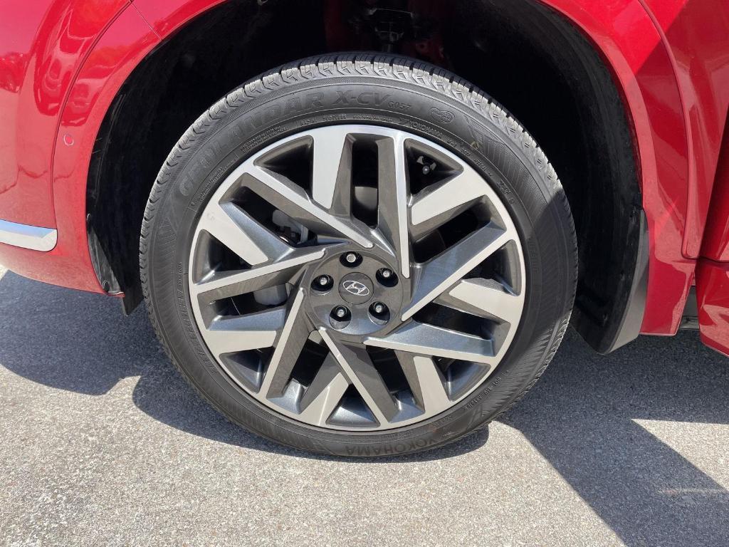 used 2022 Hyundai Santa Fe car, priced at $28,700