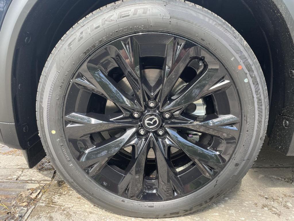 new 2025 Mazda CX-90 car, priced at $43,890