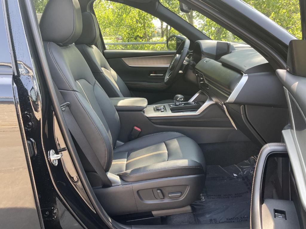 new 2025 Mazda CX-70 car, priced at $46,132