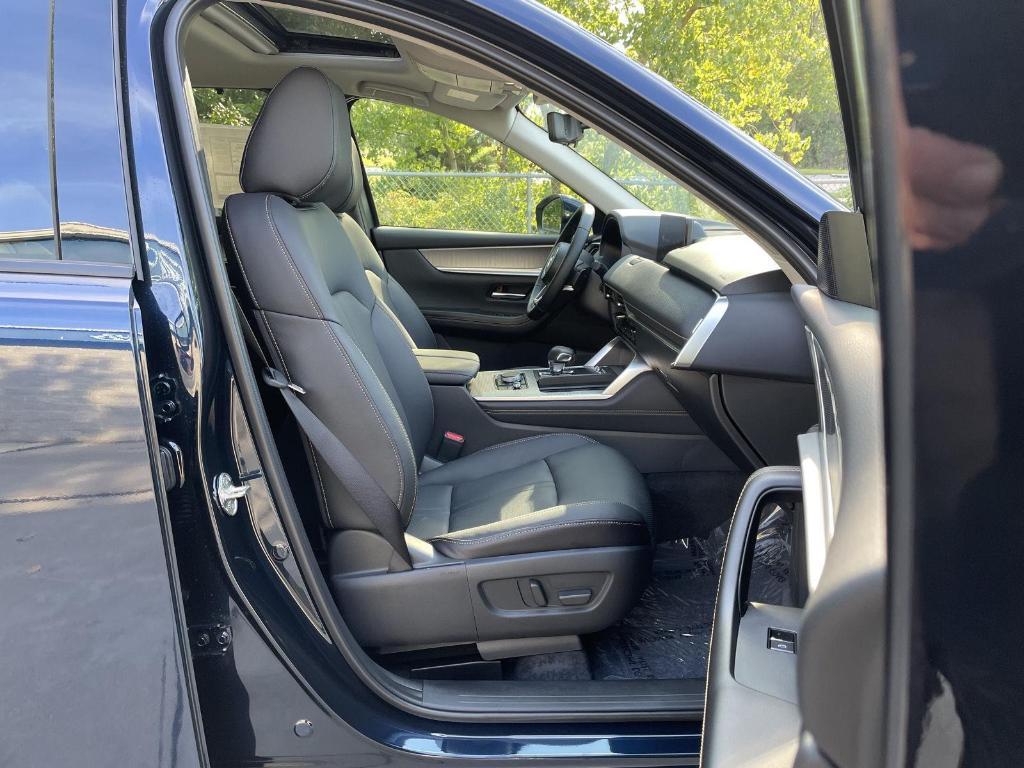 new 2025 Mazda CX-90 car, priced at $41,910