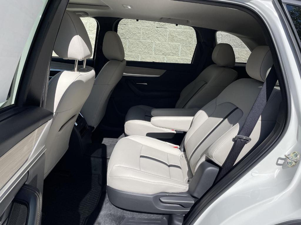 new 2025 Mazda CX-90 car, priced at $41,895