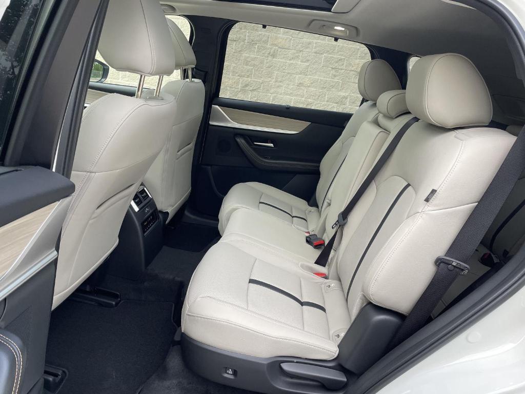 new 2025 Mazda CX-90 car, priced at $44,414