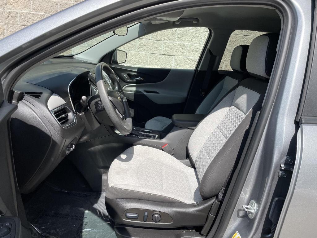 used 2023 Chevrolet Equinox car, priced at $23,700