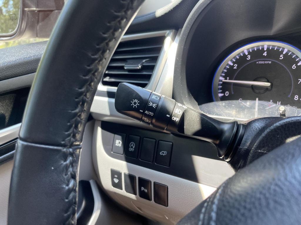used 2017 Toyota Highlander car, priced at $23,400