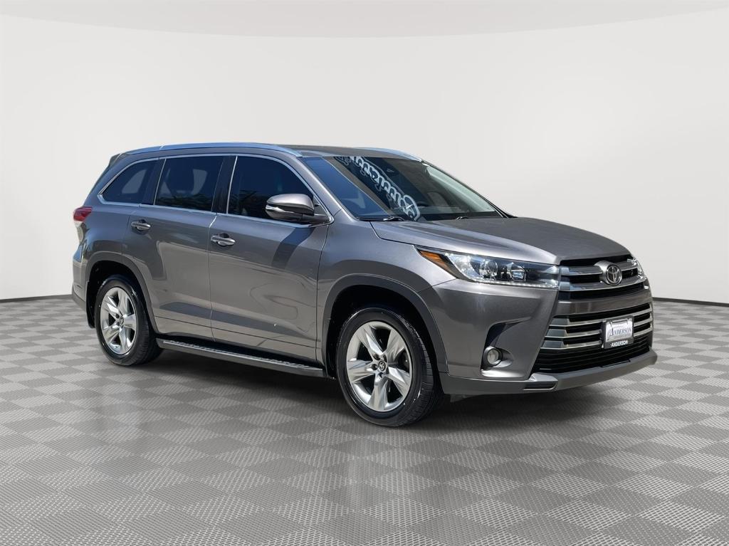 used 2017 Toyota Highlander car, priced at $23,400