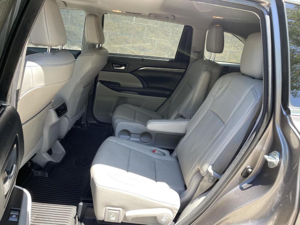 used 2017 Toyota Highlander car, priced at $23,400