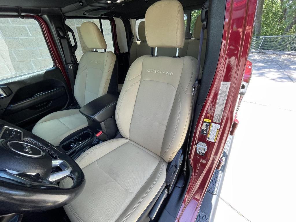 used 2021 Jeep Gladiator car, priced at $28,000
