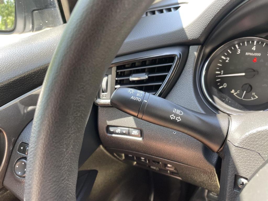 used 2020 Nissan Rogue car, priced at $21,500