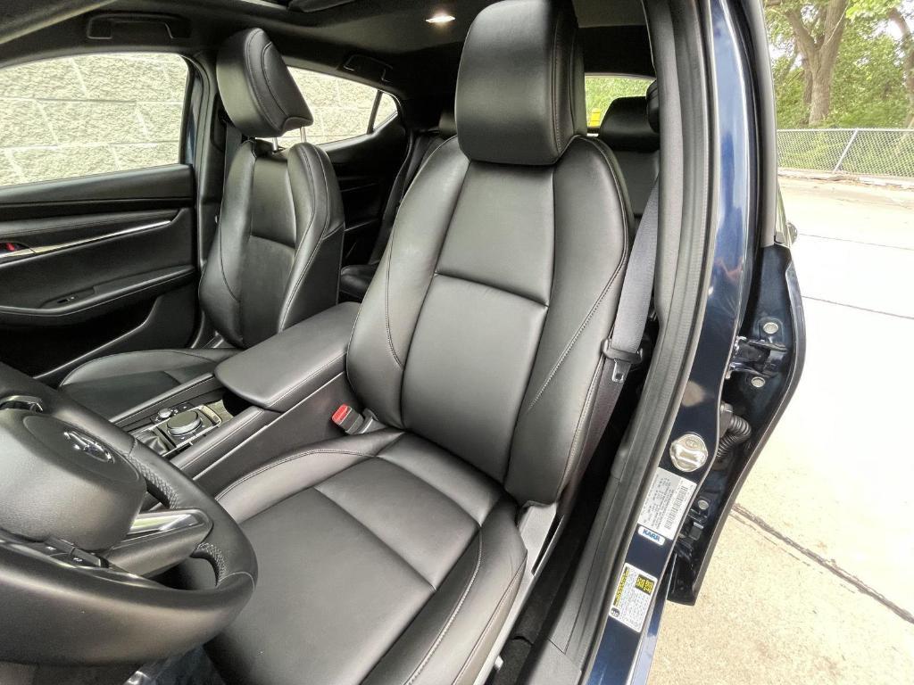 new 2025 Mazda Mazda3 car, priced at $28,200