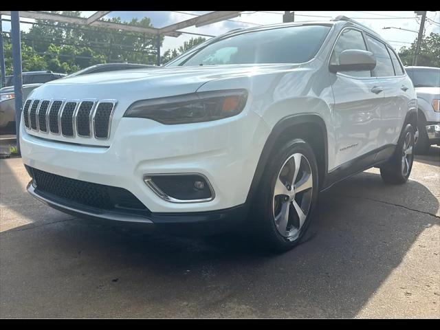 used 2020 Jeep Cherokee car, priced at $18,995