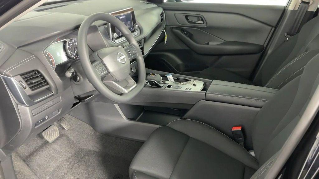 new 2025 Nissan Rogue car, priced at $28,501