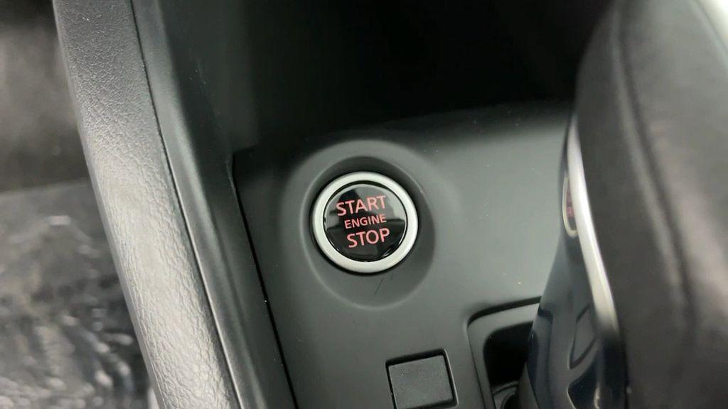 new 2025 Nissan Kicks Play car, priced at $22,079
