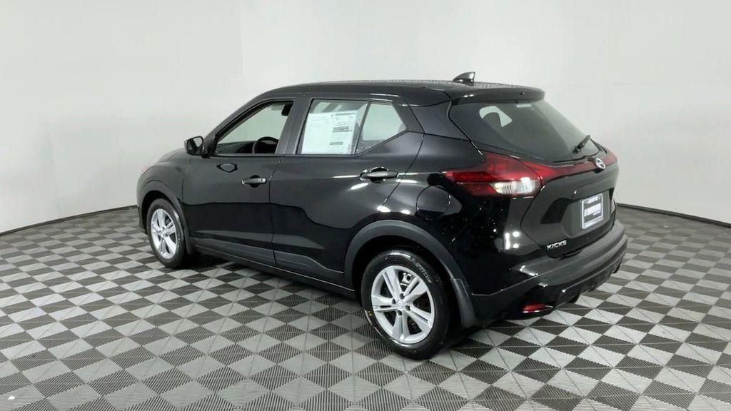 new 2025 Nissan Kicks Play car, priced at $22,079