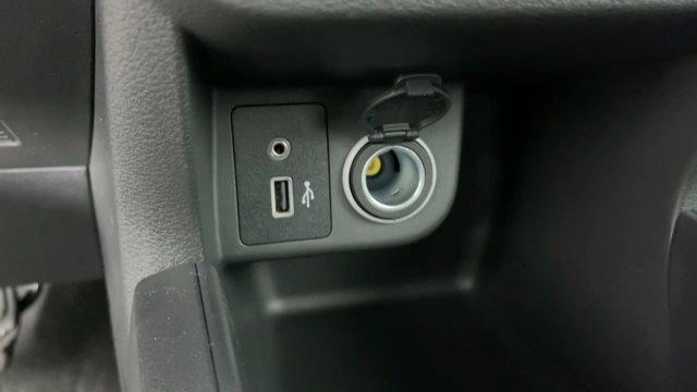 new 2025 Nissan Kicks car