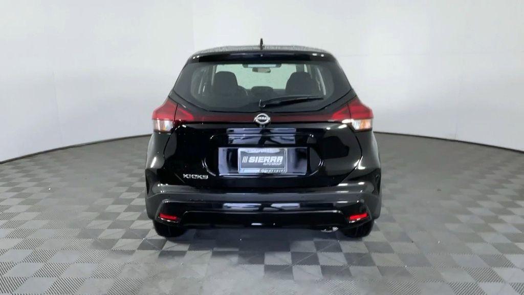 new 2025 Nissan Kicks Play car, priced at $22,079