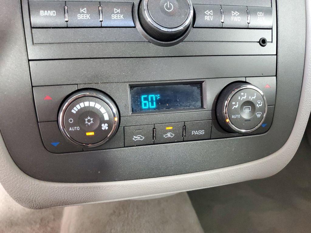 used 2008 Buick Lucerne car, priced at $8,000