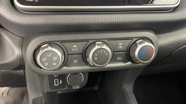 new 2025 Nissan Kicks car