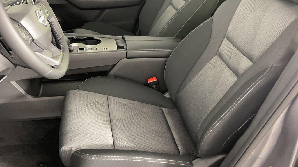 new 2025 Nissan Rogue car, priced at $29,448