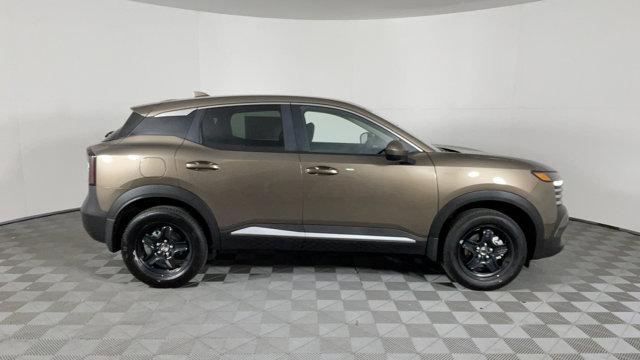 new 2025 Nissan Kicks car