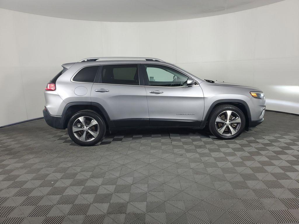 used 2020 Jeep Cherokee car, priced at $17,000