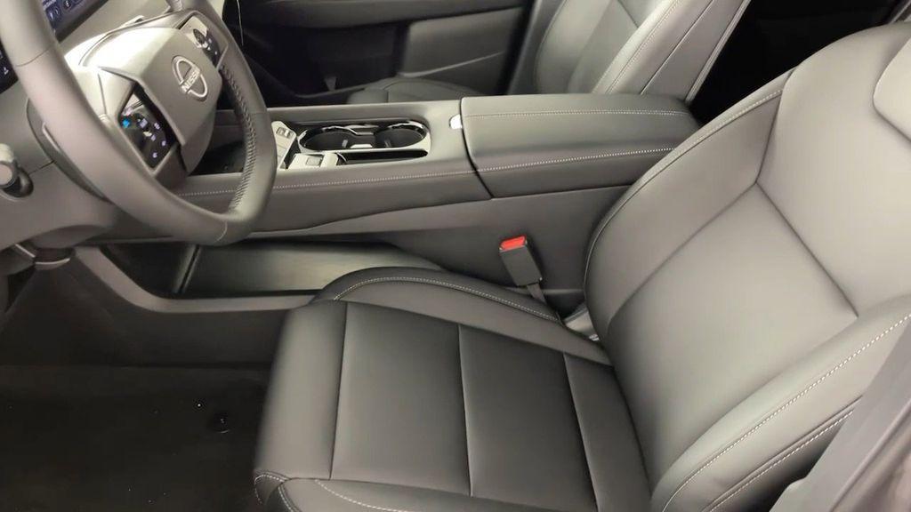 new 2025 Nissan Murano car, priced at $42,715