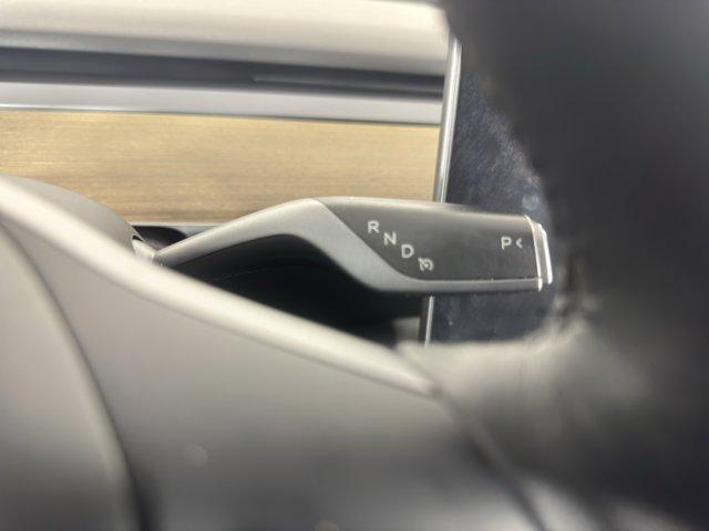 used 2022 Tesla Model 3 car, priced at $21,000