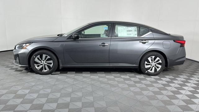 new 2024 Nissan Altima car