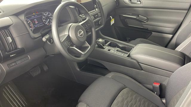 new 2025 Nissan Pathfinder car, priced at $36,495
