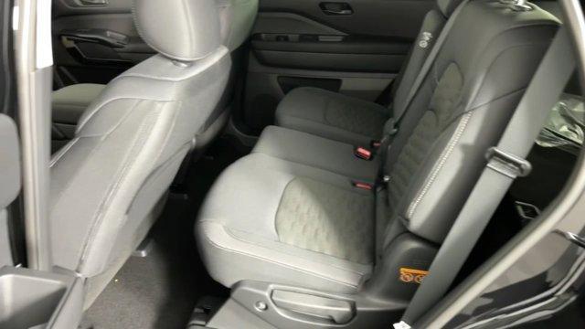 new 2025 Nissan Pathfinder car