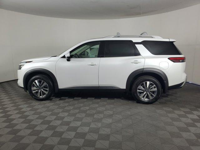 new 2025 Nissan Pathfinder car, priced at $42,632