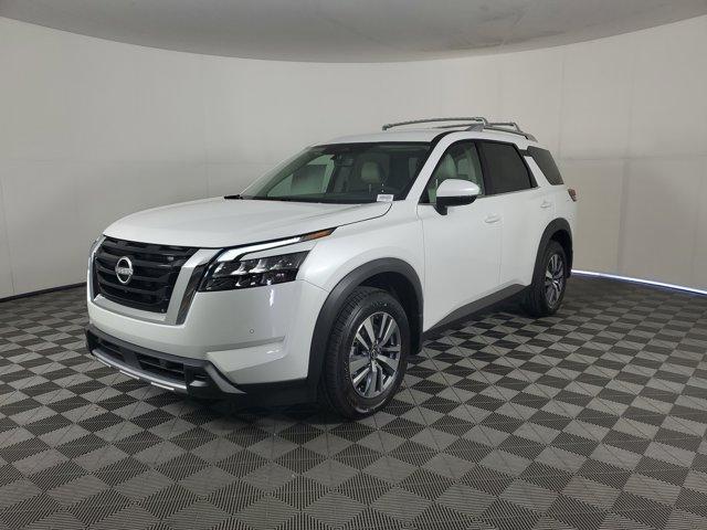 new 2025 Nissan Pathfinder car, priced at $42,632