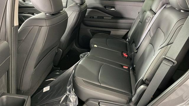 new 2025 Nissan Pathfinder car, priced at $46,565