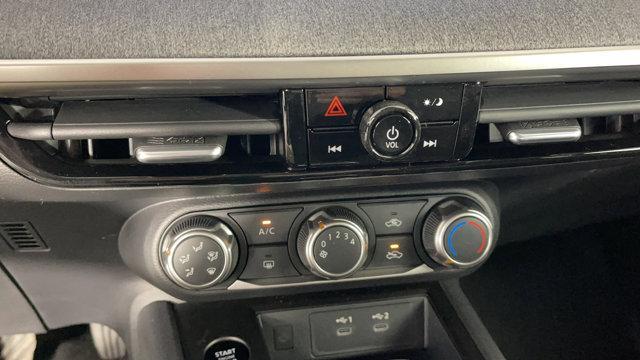 new 2025 Nissan Kicks car