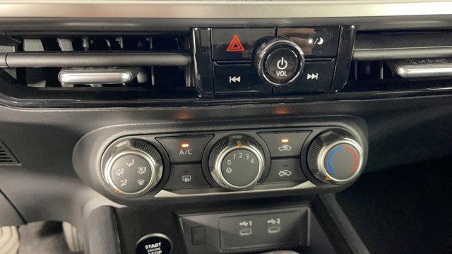 new 2025 Nissan Kicks car