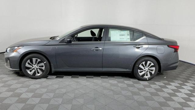 new 2024 Nissan Altima car