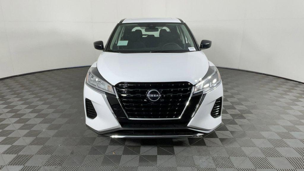 new 2025 Nissan Kicks Play car, priced at $22,079