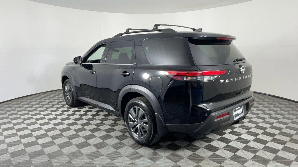 new 2025 Nissan Pathfinder car, priced at $40,204