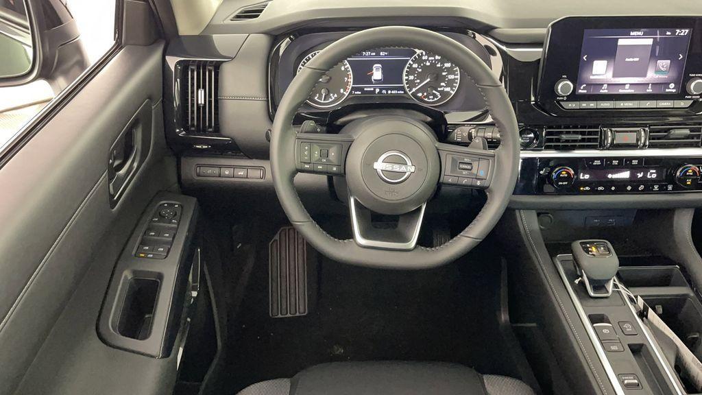 new 2025 Nissan Pathfinder car, priced at $40,204