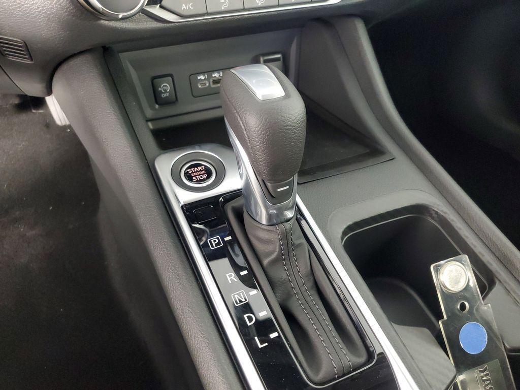 new 2025 Nissan Sentra car, priced at $23,075