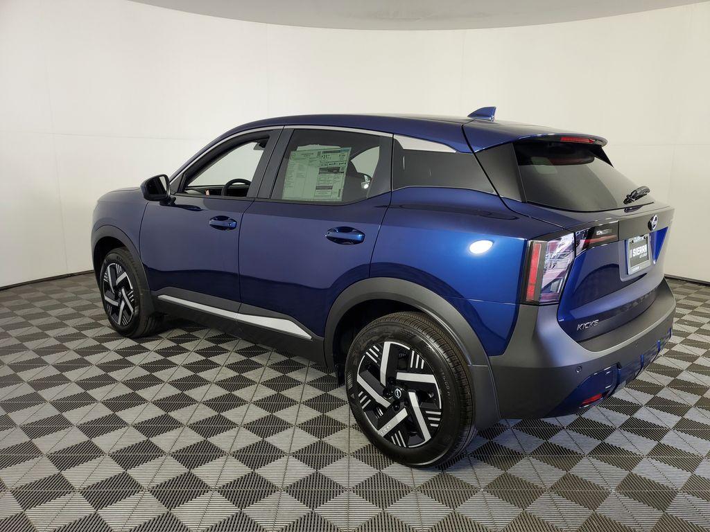 new 2025 Nissan Kicks car, priced at $23,082