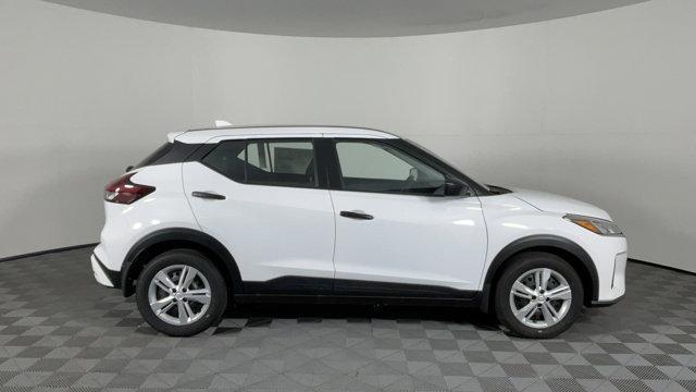 new 2024 Nissan Kicks car