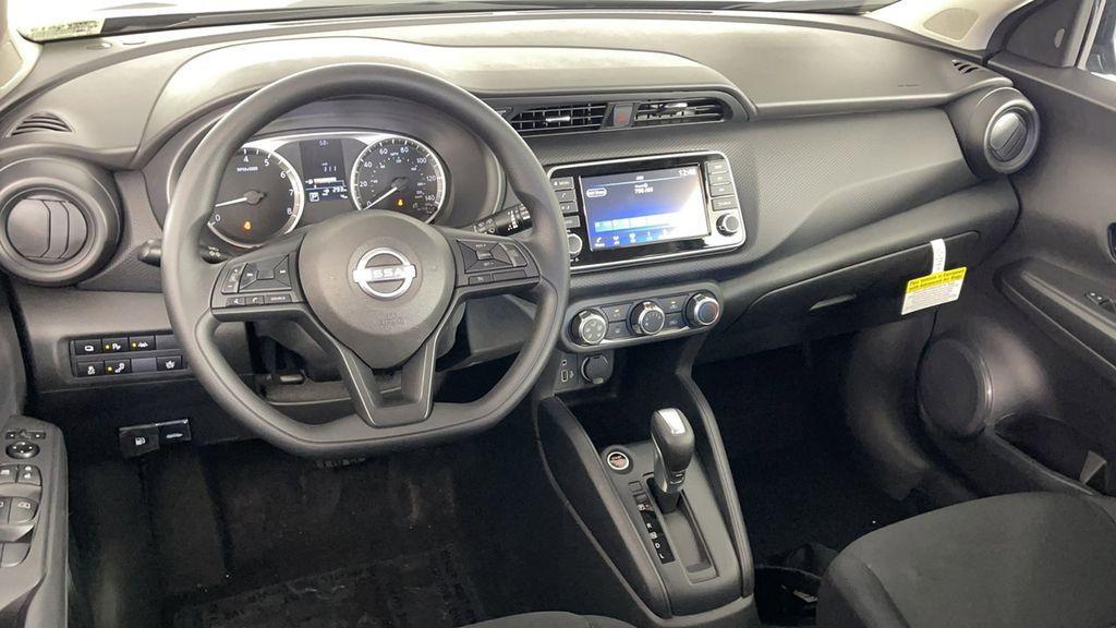 new 2025 Nissan Kicks Play car, priced at $22,079