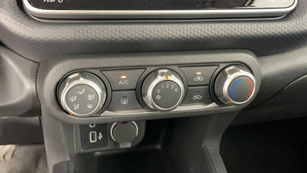 new 2025 Nissan Kicks Play car, priced at $22,079