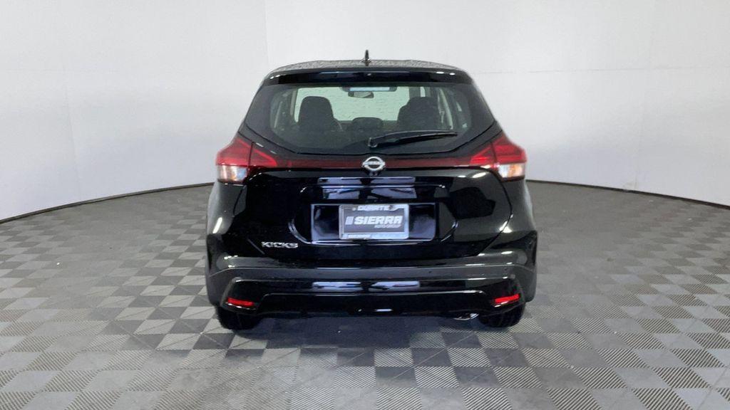 new 2025 Nissan Kicks Play car, priced at $22,079