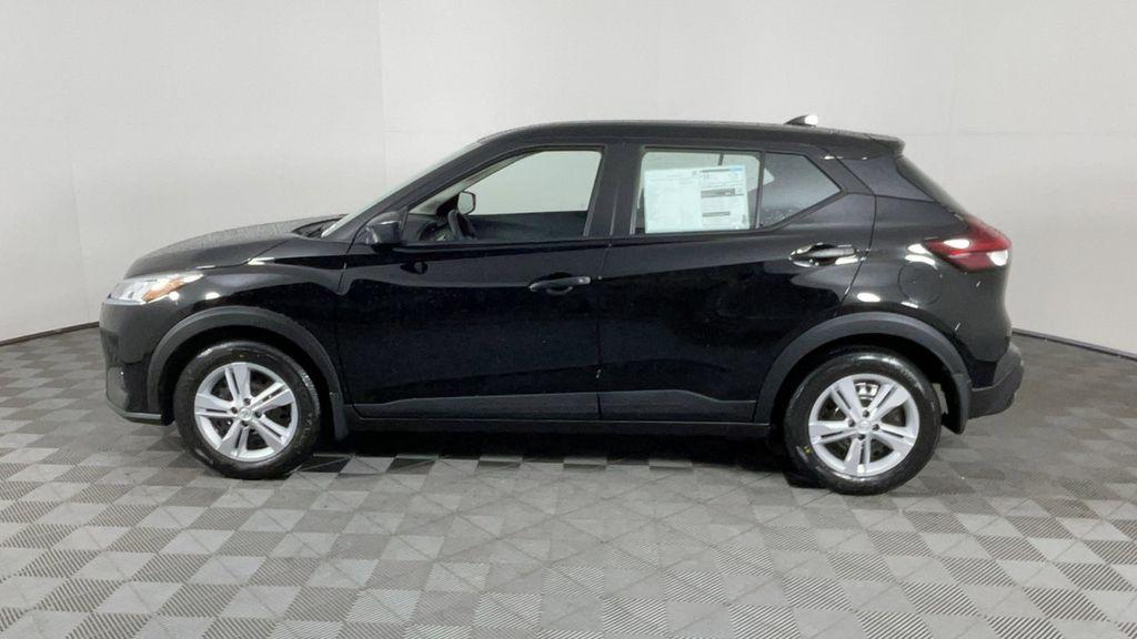 new 2025 Nissan Kicks Play car, priced at $22,079