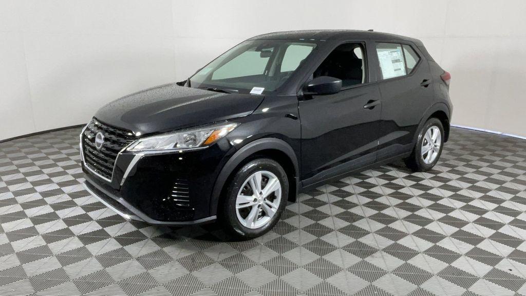 new 2025 Nissan Kicks Play car, priced at $22,079