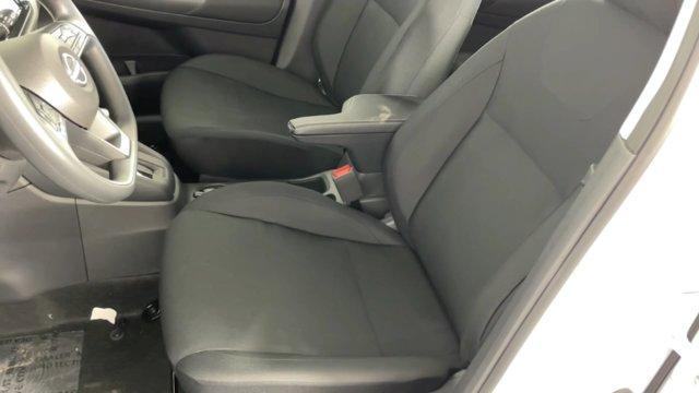new 2025 Nissan Kicks car
